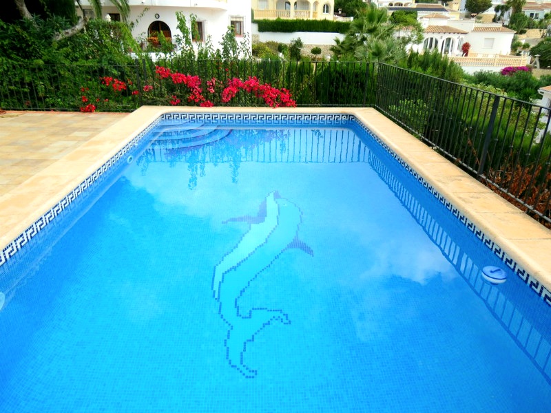 Beautiful 4 Bedroom Villa with Open and Sea Views