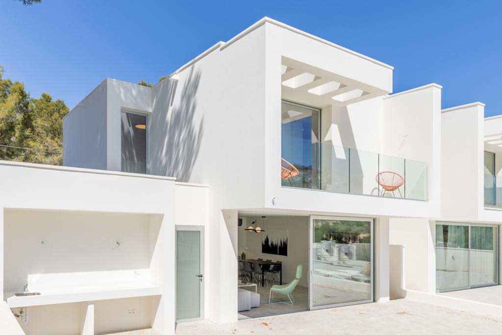 Brand New Modern Semi-detached Villa in El Portet