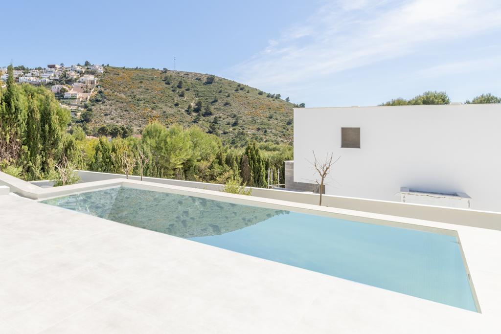 Brand New Modern Semi-detached Villa in El Portet